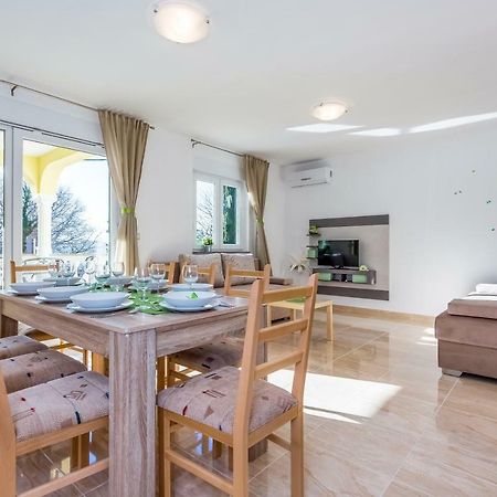 Villa Chiara Dramalj Ngoại thất bức ảnh