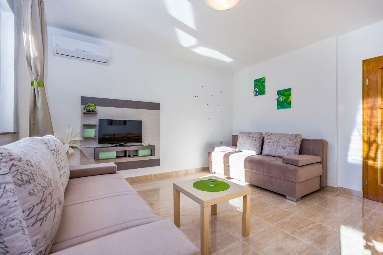 Villa Chiara Dramalj Ngoại thất bức ảnh